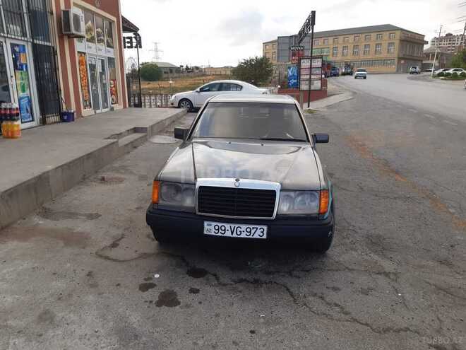 Mercedes E 300 1991, 400,000 km - 3.0 л - Bakı