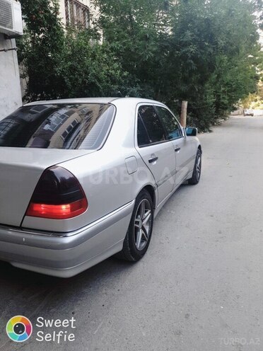 Mercedes C 280 1998, 304,000 km - 2.8 l - Bakı