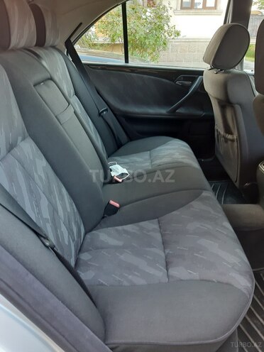 Mercedes E 240 2001, 274,000 km - 2.6 l - Yevlax
