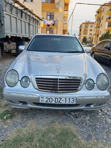 Mercedes E 240 2001, 274,000 km - 2.6 l - Yevlax