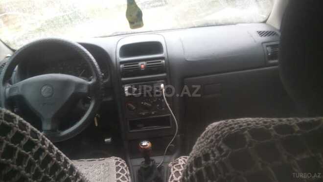 Opel Astra 1998, 200,000 km - 1.6 l - Quba