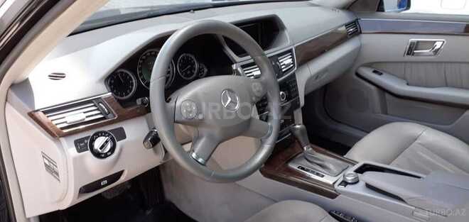 Mercedes E 250 2010, 167,990 km - 1.8 л - Bakı