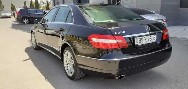 Mercedes E 250 2010, 167,990 km - 1.8 л - Bakı