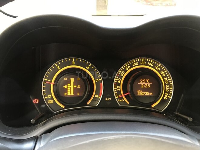 Toyota Corolla 2009, 250,700 km - 1.4 л - Bakı