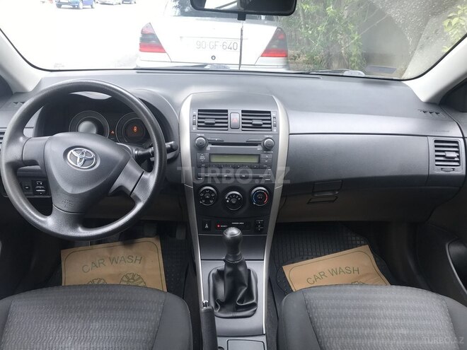 Toyota Corolla 2009, 250,700 km - 1.4 л - Bakı