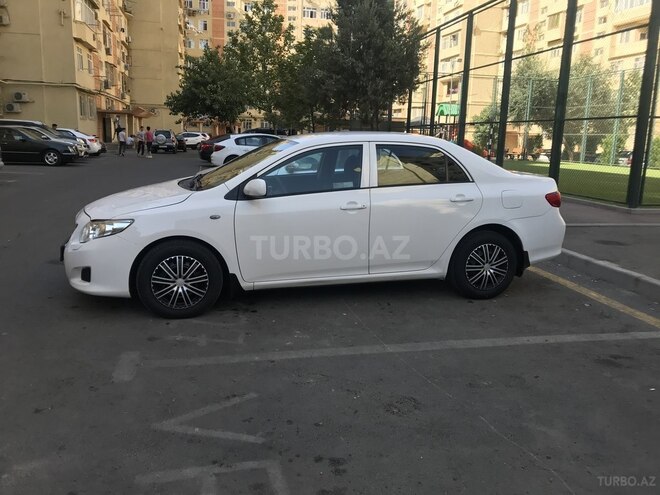 Toyota Corolla 2009, 250,700 km - 1.4 л - Bakı
