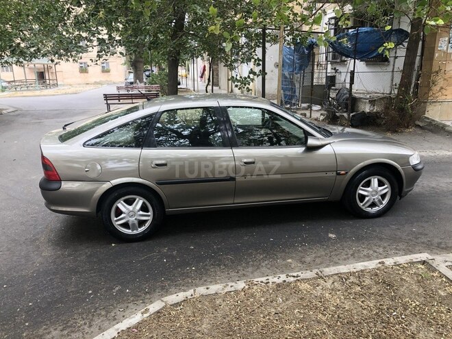 Opel Vectra 1996, 250,000 km - 2.0 l - Bakı