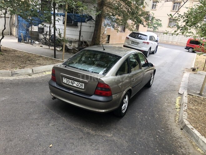 Opel Vectra 1996, 250,000 km - 2.0 l - Bakı