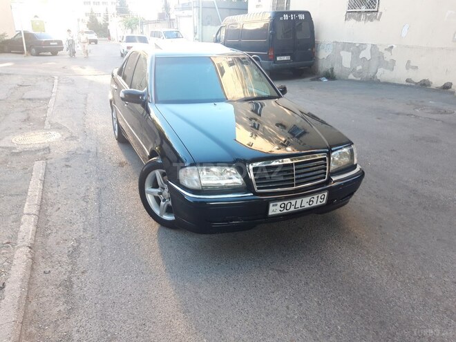 Mercedes C 230 2000, 213,000 km - 2.3 l - Bakı
