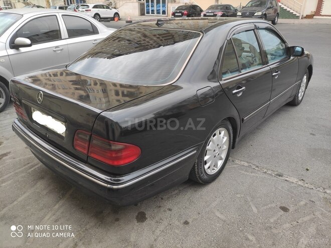 Mercedes E 270 2000, 433,487 km - 2.7 l - Bakı