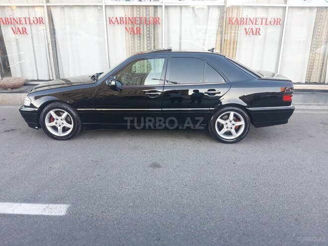 Mercedes C 230 2000, 213,000 km - 2.3 l - Bakı