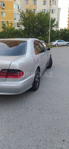 Mercedes E 240 1999, 375,000 km - 2.6 l - Bakı
