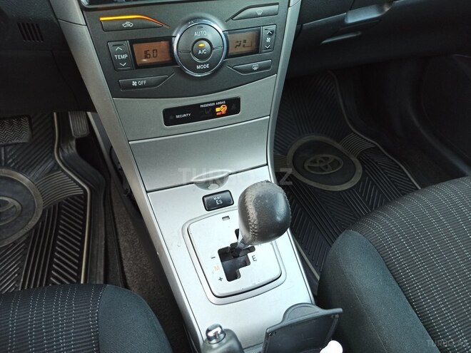 Toyota Corolla 2007, 320,000 km - 1.6 l - Bakı