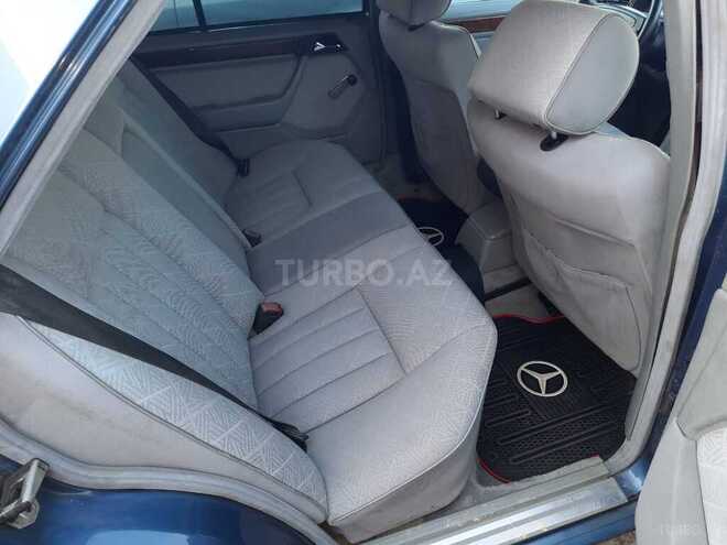 Mercedes E 220 1994, 250,000 km - 2.2 л - Masallı