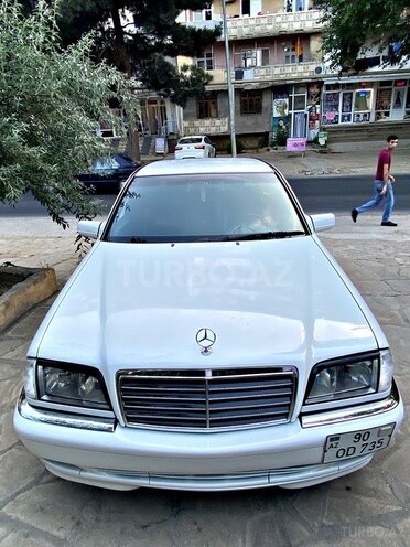 Mercedes C 240 2000, 190,000 km - 2.6 l - Bakı
