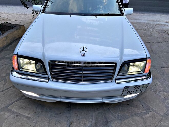 Mercedes C 240 2000, 190,000 km - 2.6 l - Bakı
