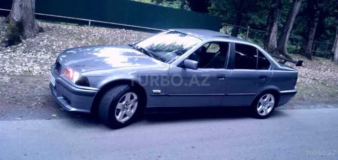 BMW 318 1994, 320,000 km - 1.8 l - Qax