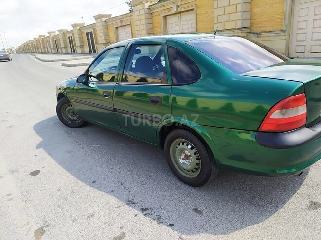Opel Vectra 1996, 402,000 km - 1.6 l - Bakı