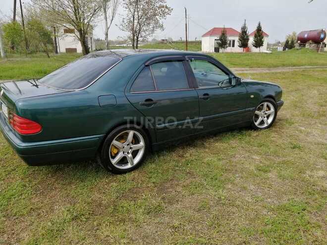 Mercedes E 240 1999, 800,000 km - 2.4 l - Cəlilabad