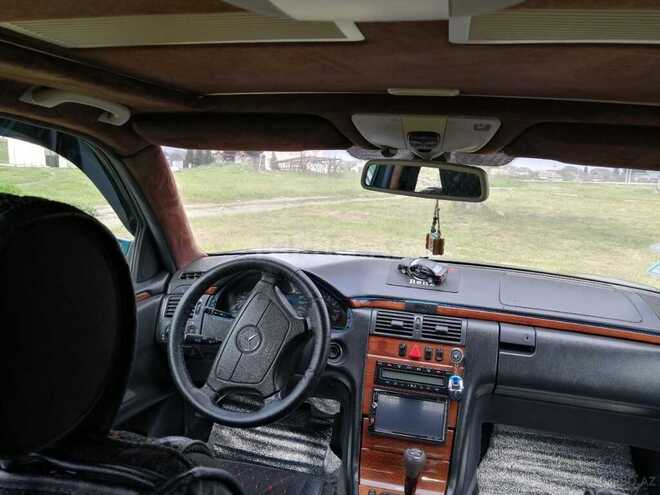 Mercedes E 240 1999, 800,000 km - 2.4 l - Cəlilabad