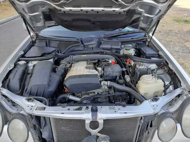 Mercedes E 230 1998, 310,000 km - 2.3 l - Qazax