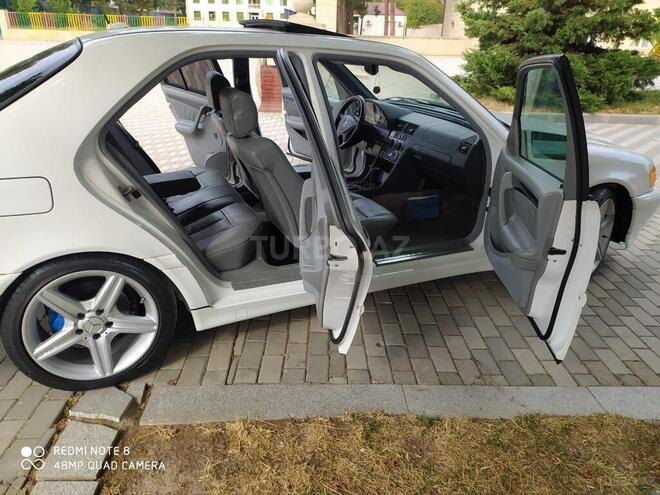 Mercedes C 230 2000, 193,090 km - 2.3 l - İmişli