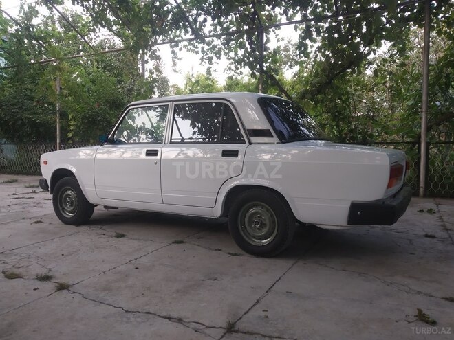 LADA (VAZ) 2107 2009, 85,000 km - 1.6 л - Yevlax