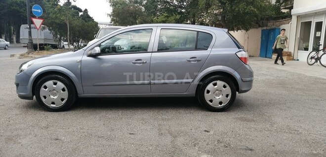 Opel Astra 2006, 129,000 km - 1.4 l - Bakı