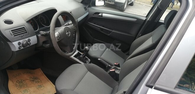 Opel Astra 2006, 129,000 km - 1.4 l - Bakı