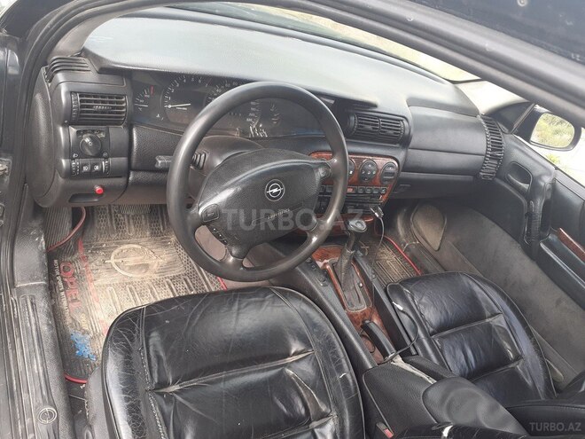 Opel Omega 1996, 390,000 km - 2.5 l - Ağcabədi
