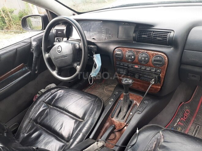 Opel Omega 1996, 390,000 km - 2.5 l - Ağcabədi