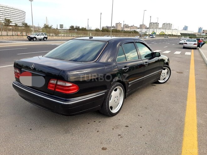 Mercedes E 320 1999, 350,000 km - 3.2 l - Bakı