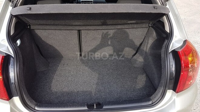 Toyota Corolla 2007, 173,000 km - 1.4 l - Bakı