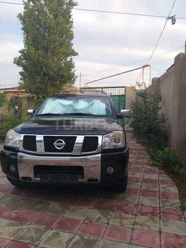 Nissan Armada 2005, 176,000 km - 5.6 l - Bakı