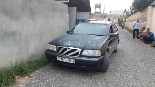 Mercedes C 180 2000, 350,000 km - 1.8 l - Ağcabədi