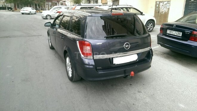 Opel Astra 2009, 239,500 km - 1.7 l - Bakı