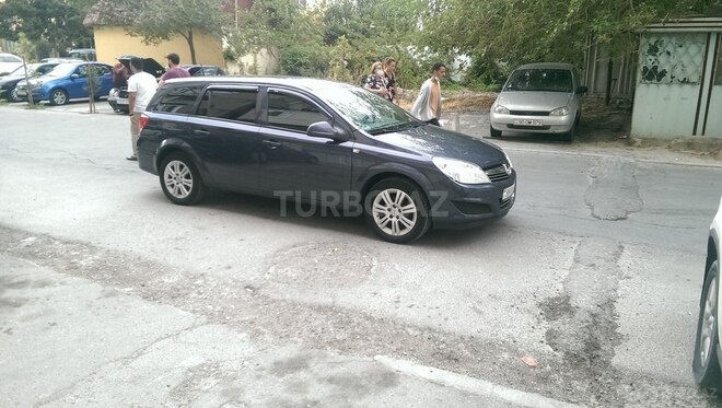 Opel Astra 2009, 239,500 km - 1.7 l - Bakı
