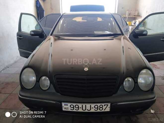 Mercedes E 280 2000, 310,000 km - 2.8 l - Bakı