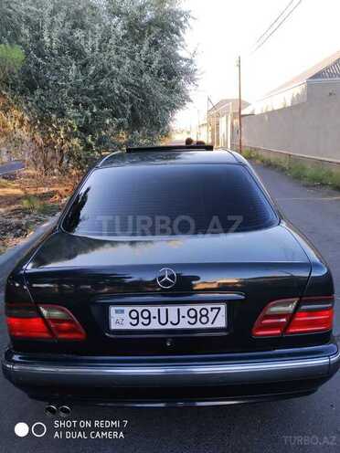 Mercedes E 280 2000, 310,000 km - 2.8 l - Bakı