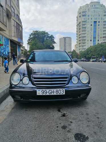 Mercedes E 220 2000, 220,000 km - 2.2 l - Bakı