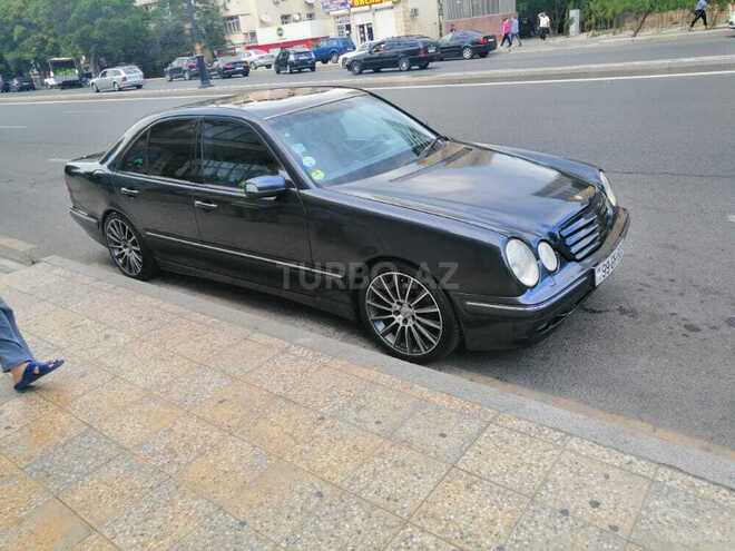 Mercedes E 220 2000, 220,000 km - 2.2 l - Bakı