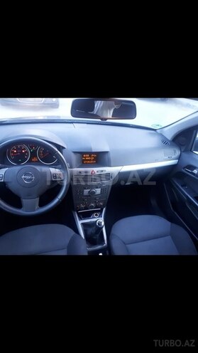 Opel Astra 2009, 137,000 km - 1.4 l - Bakı