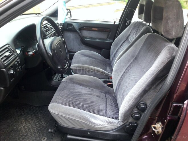 Opel Vectra 1995, 352,222 km - 2.0 л - Bakı