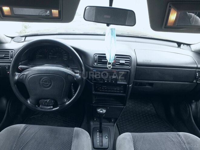 Opel Vectra 1995, 352,222 km - 2.0 л - Bakı