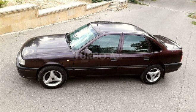 Opel Vectra 1995, 352,222 km - 2.0 л - Bakı