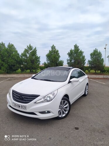 Hyundai Sonata 2011, 200,015 km - 2.4 л - Astara