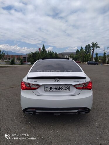 Hyundai Sonata 2011, 200,015 km - 2.4 л - Astara