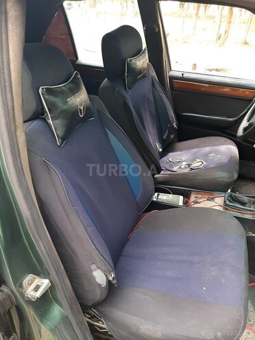 Mercedes E 200 1992, 56,324 km - 2.0 l - Salyan