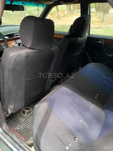 Mercedes E 200 1992, 56,324 km - 2.0 l - Salyan