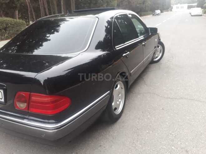 Mercedes E 220 1999, 265,324 km - 2.2 l - Sumqayıt